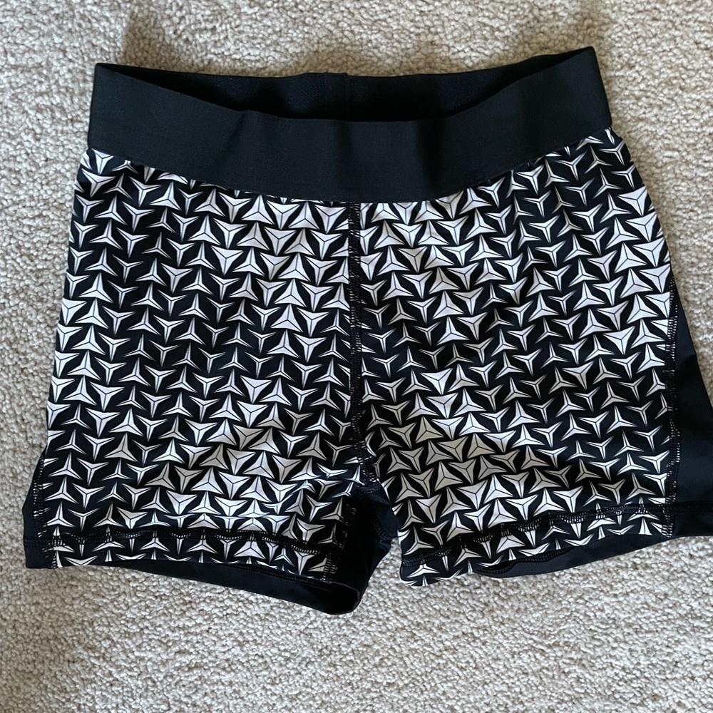 Victoria Sport Shorts